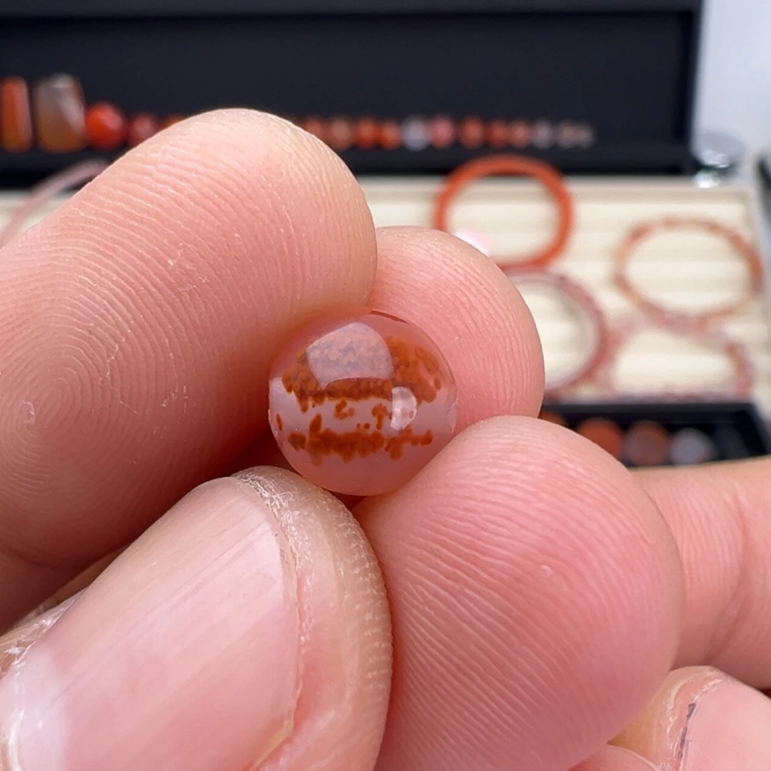 未镶嵌川料南红玛瑙单珠8+