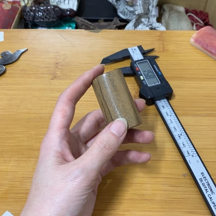 瓷片哈中古工艺品一件
