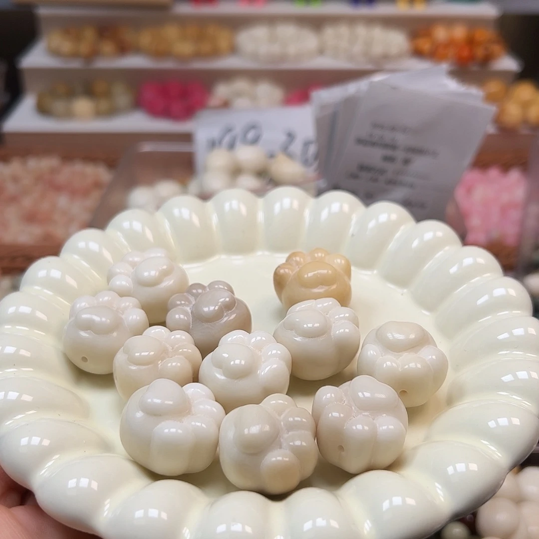 手串菩提根/象牙果瑕疵白狗爪11颗有裂