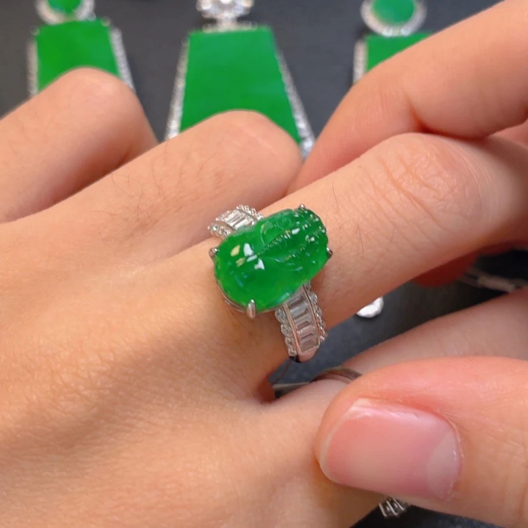 翡翠银S925镶嵌颈饰