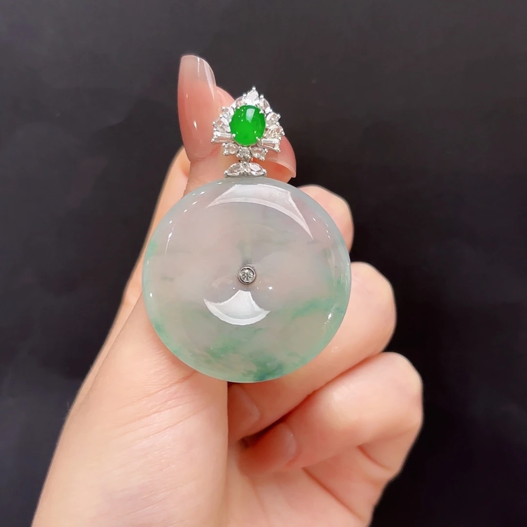 翡翠18K金镶嵌吊坠(不含链)翡翠多人