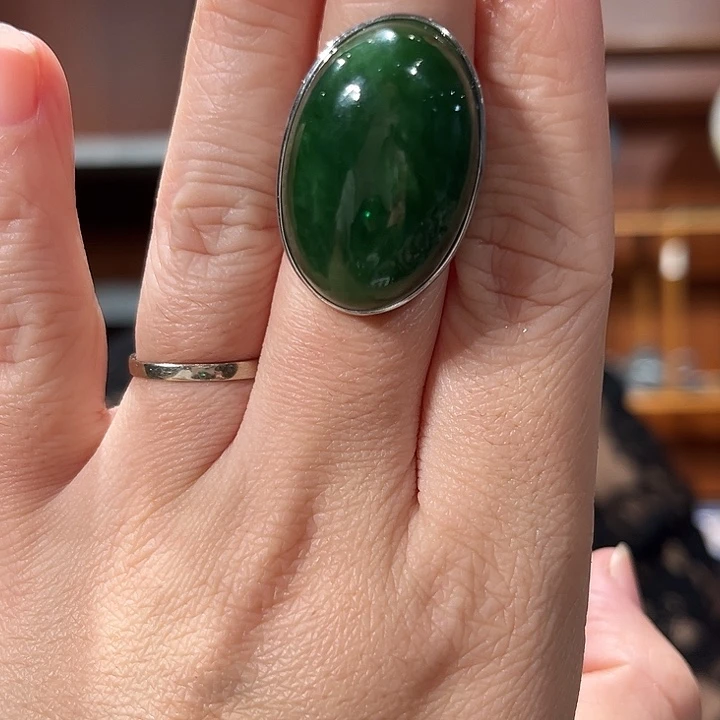 颈饰未镶嵌和田玉（糖玉）