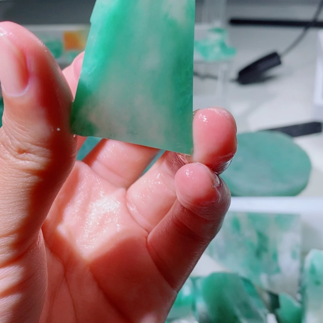 石英质玉吊坠(不含链)未镶嵌