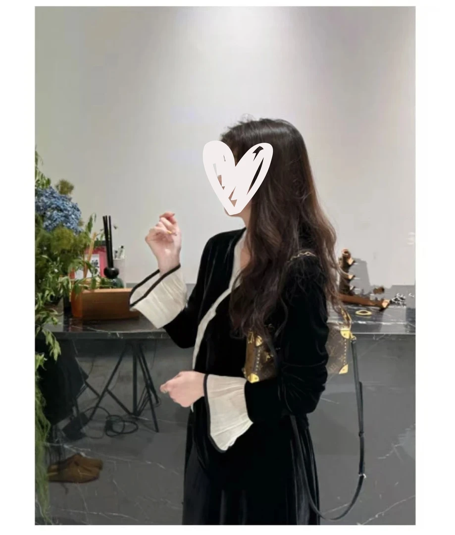 女神必备秋季法式拼接丝绒上衣2025新中式优雅时尚气质长袖