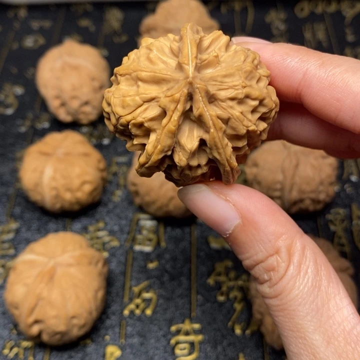 时***短文玩核桃吊坠文玩核桃异形单只