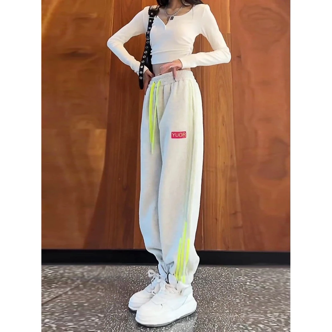 韩版时尚加绒休闲裤女秋冬2025年新款女士束脚卫裤女显瘦运动裤子