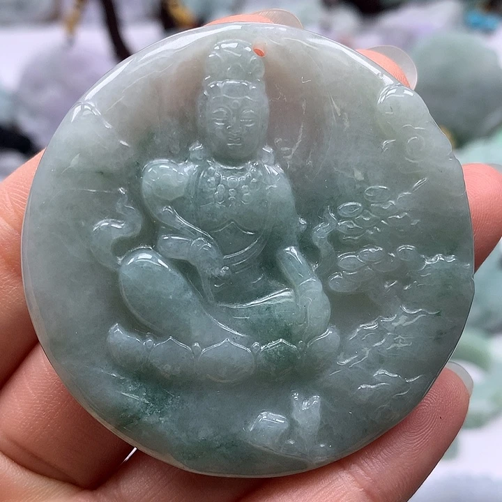 翡翠未镶嵌颈饰山水观音福利