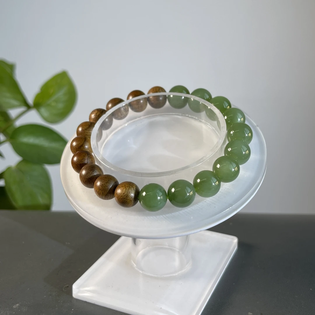 JTB11-014 和田玉-手串（含配饰）