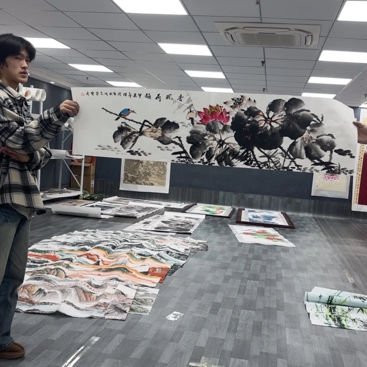 字画等多种形式的艺术作品和艺术