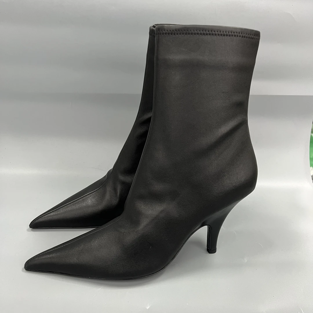 全新未使用 Alexander McQueen/亚历山大·麦昆 3203 大王真皮尖头