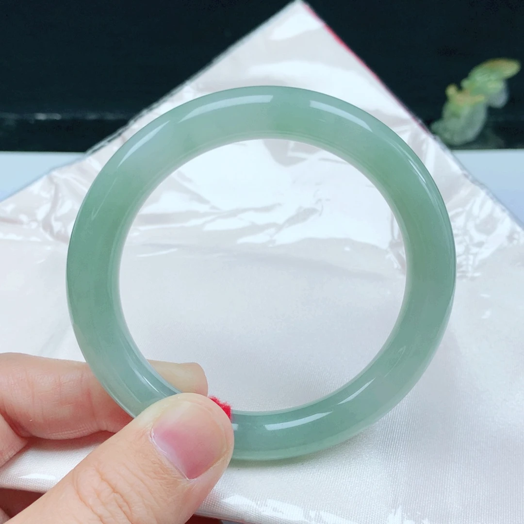 未镶嵌手镯翡翠53