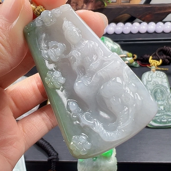 颈饰未镶嵌翡翠天然A货翡翠挂件