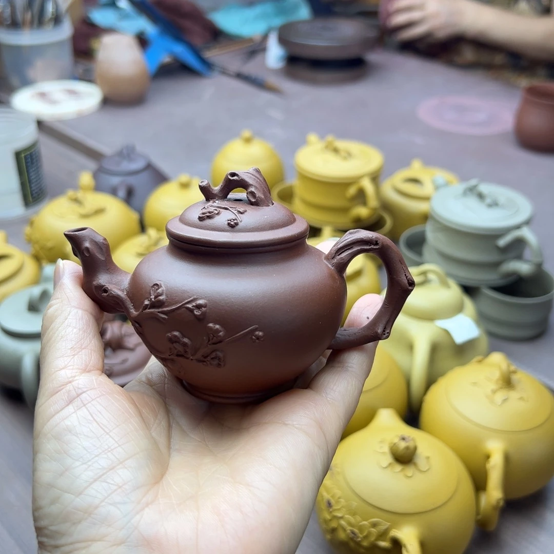 霸***霸紫砂茶案闪小梅报春壶