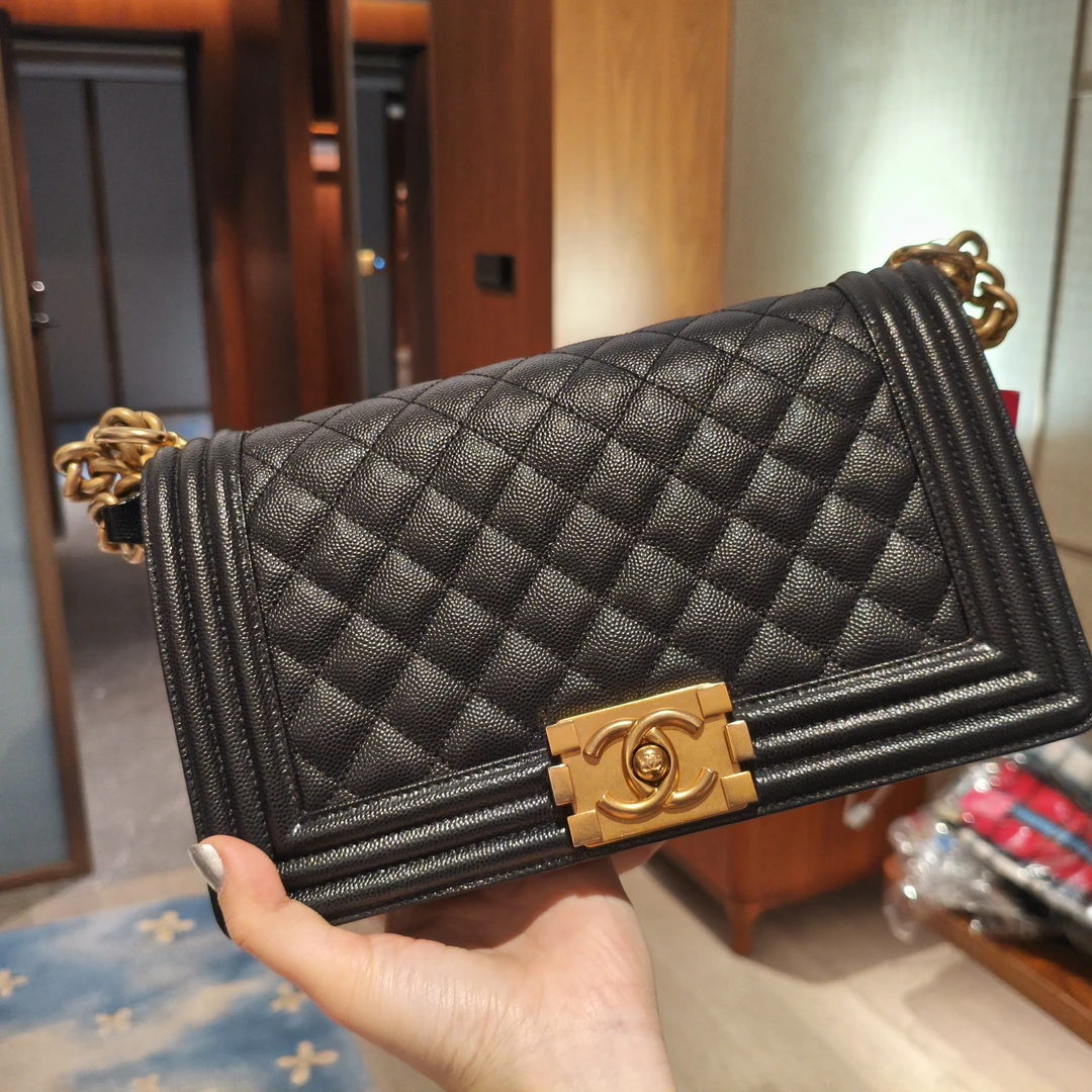 95新 Chanel/香奈儿 包展专属 Chanel黑金荔枝纹Leboy中号