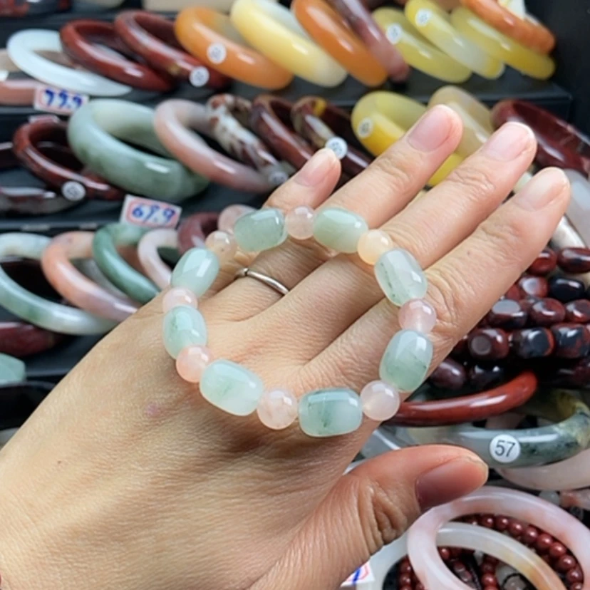 【闪购商品】石英质玉手链未镶嵌初*?