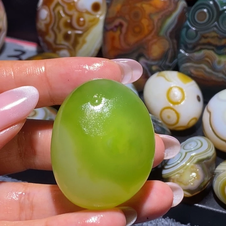 玛瑙/玉髓未镶嵌珠宝奇石53