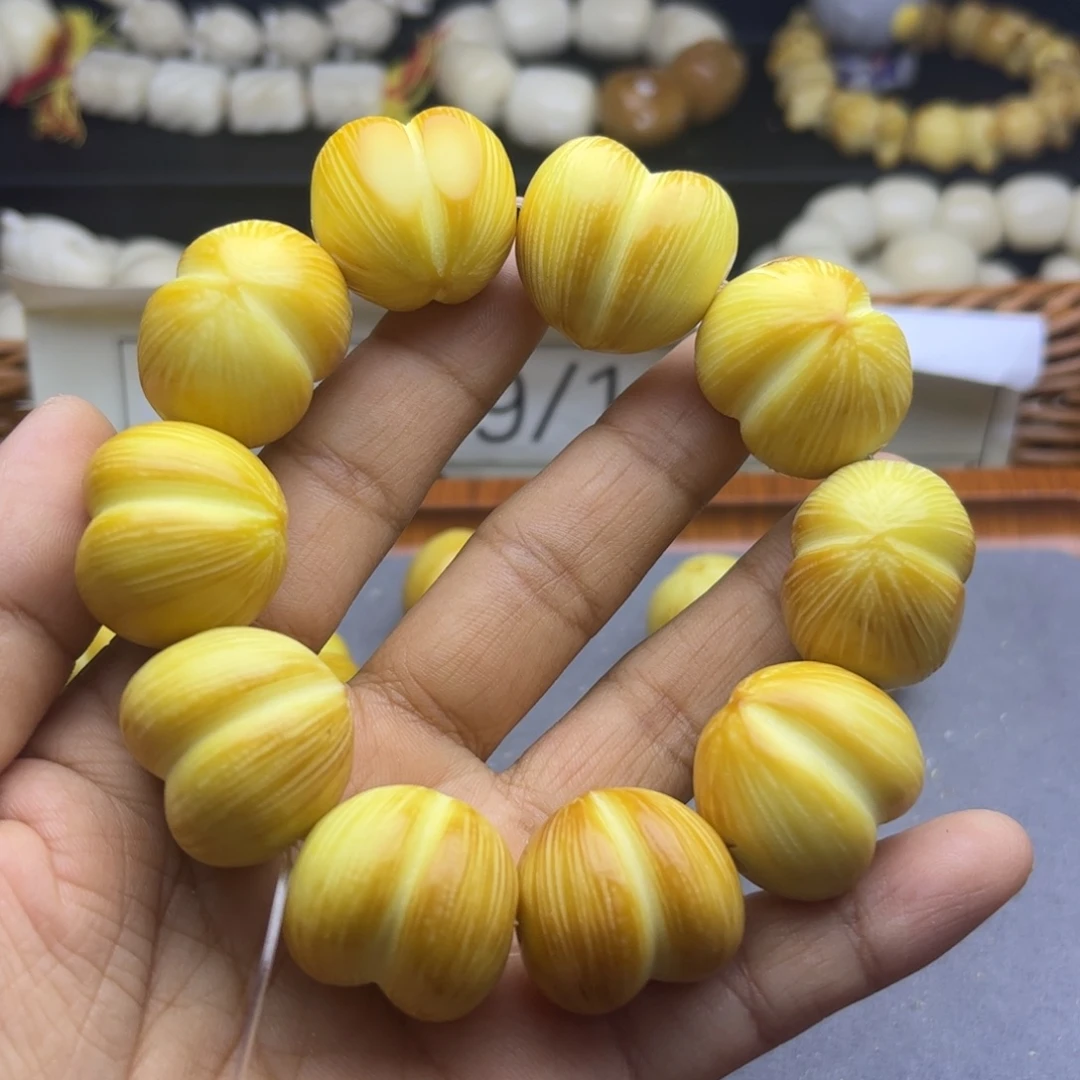 菩提根/象牙果吊坠大瑕