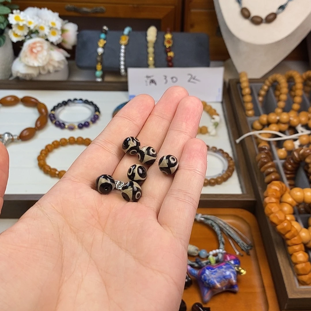 非洲檀香无事牌一个