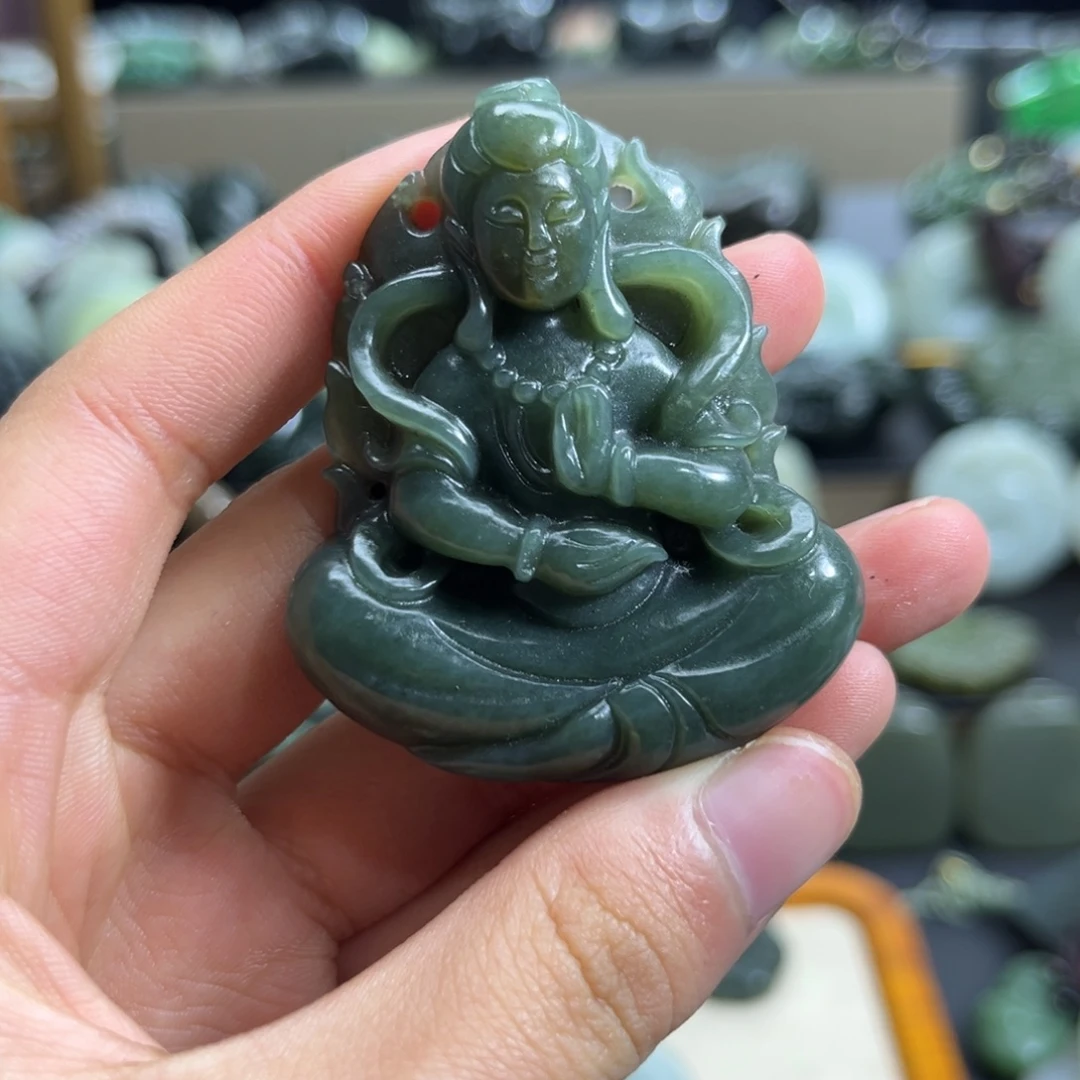 和田玉未镶嵌颈饰