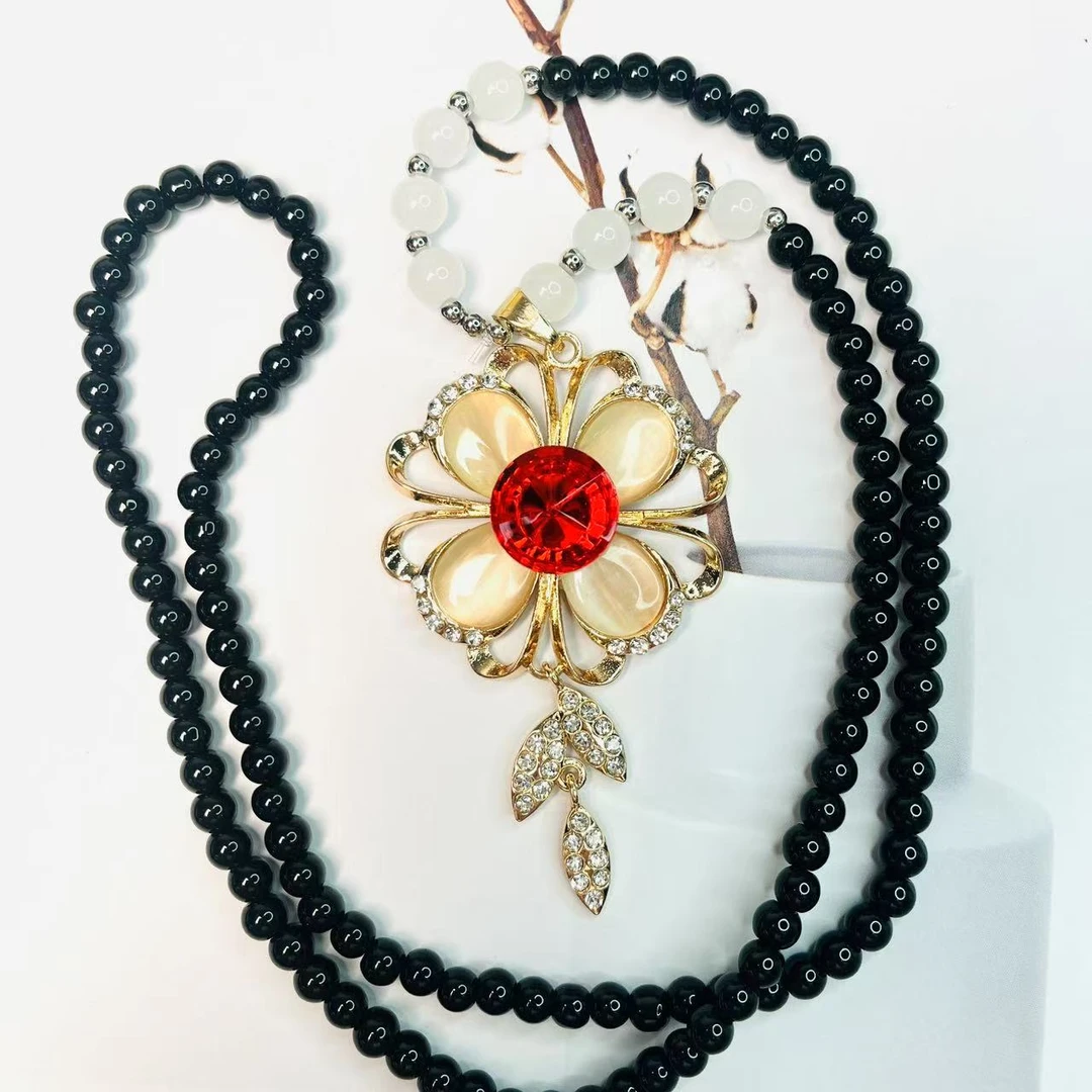 D070  璀璨星光闪耀项链吊坠（带礼盒，多样性发一件）