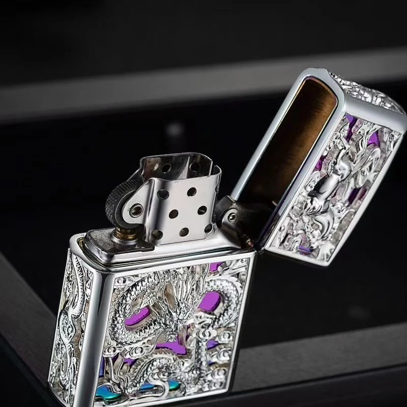 佐罗龙马精神盔甲浮雕系列纯铜壳煤油打火机