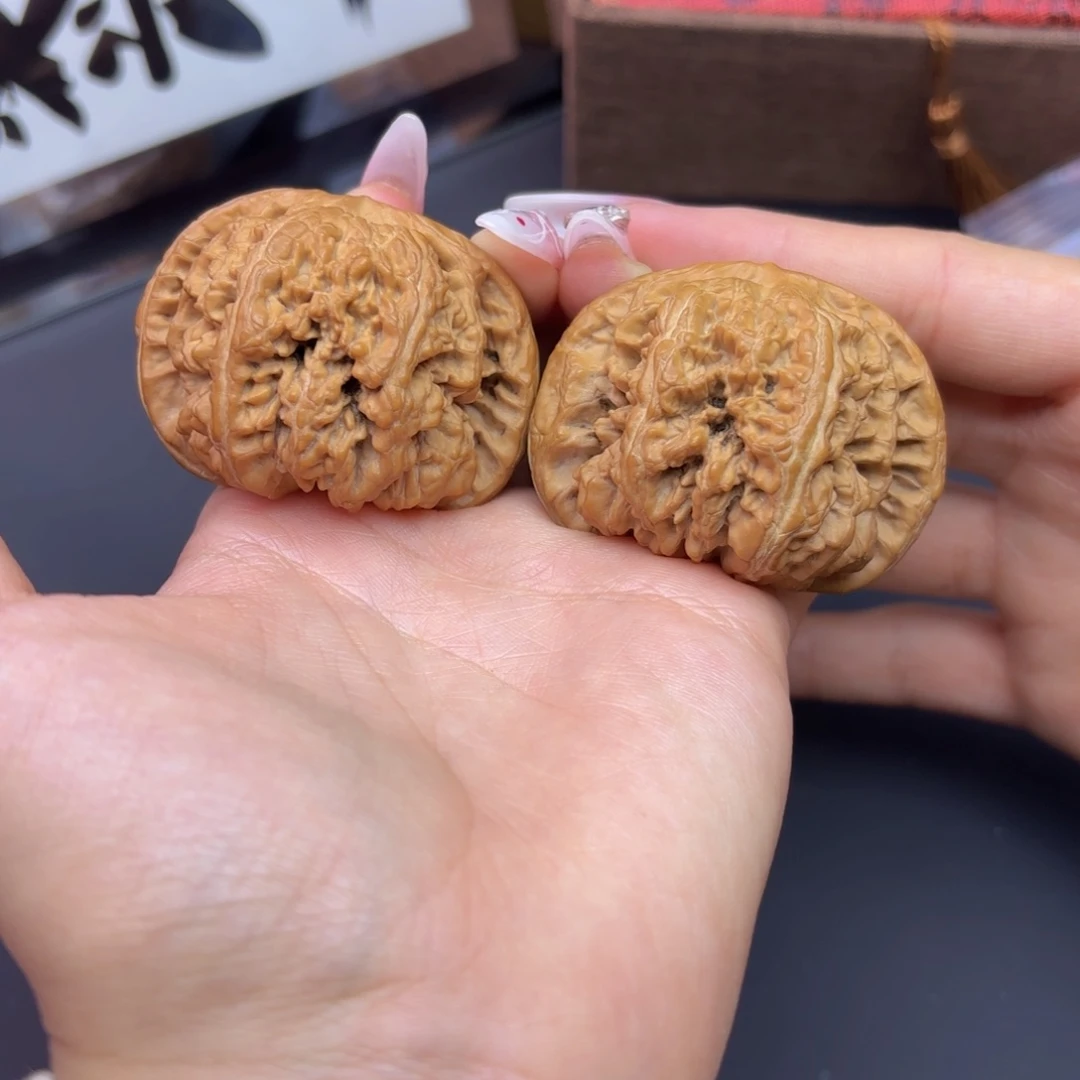 文玩核桃把件平谷大粗筋 48