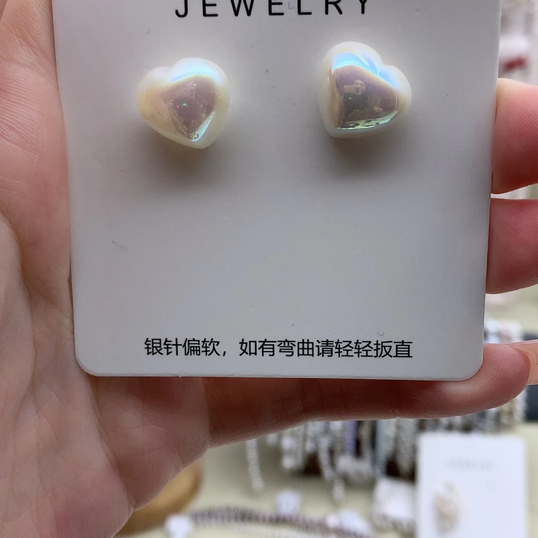 淡水珍珠银S925镶嵌耳饰