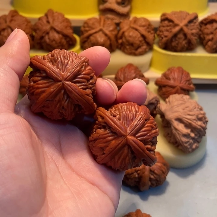 吊坠文玩核桃霸*