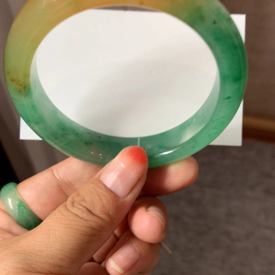 未***制石英质玉手镯未镶嵌