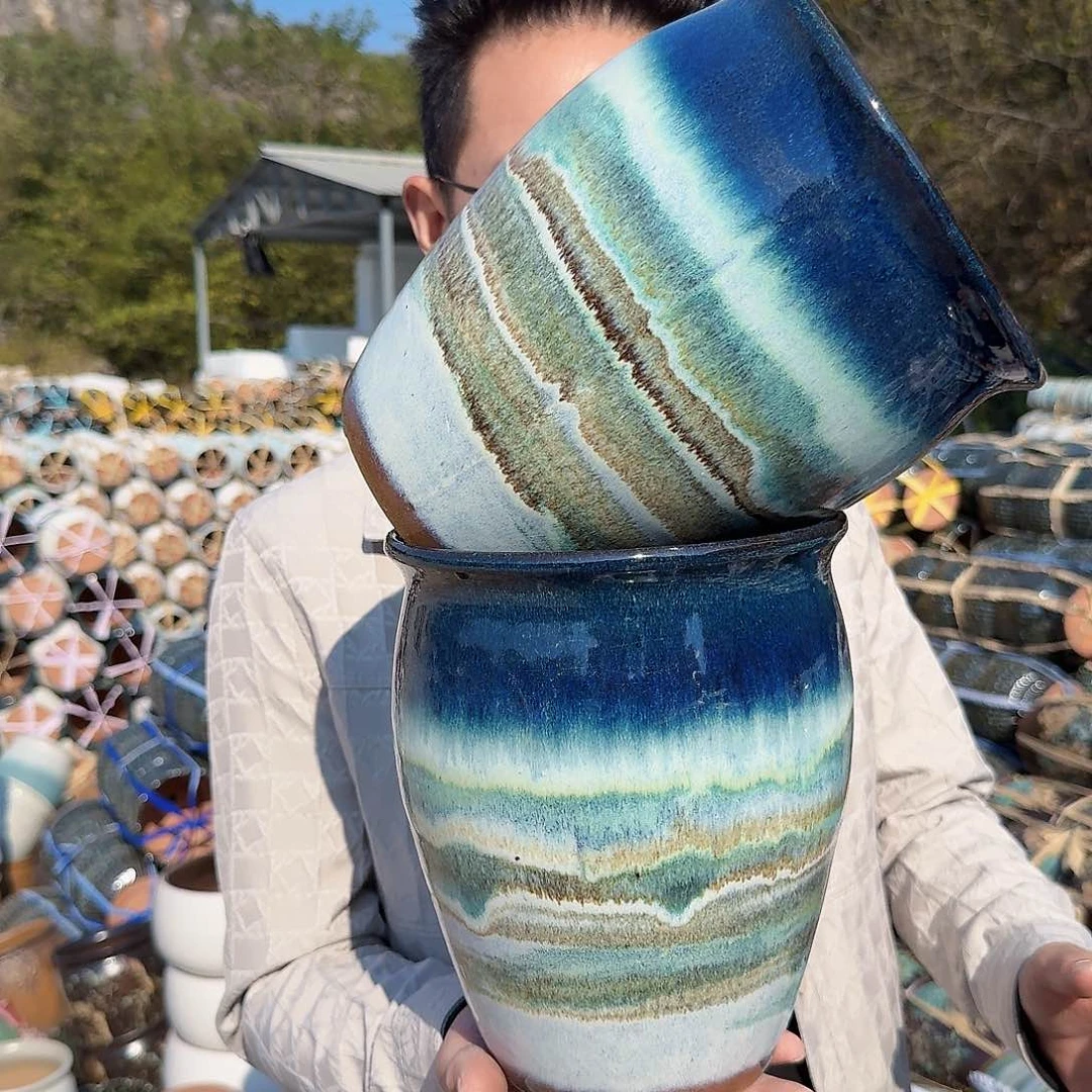 紫砂花盆口18高22（两个水墨画老庄水墨画