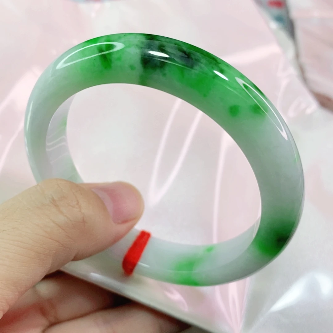 翡翠手镯未镶嵌下*天5556圈口高品质强推