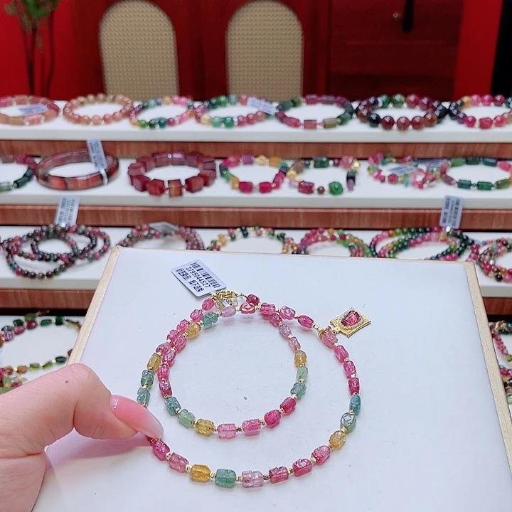 碧玺颈饰未镶嵌多样性发其一