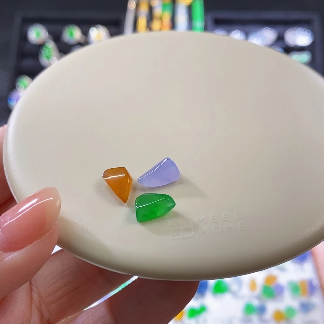 翡翠把件未镶嵌随行