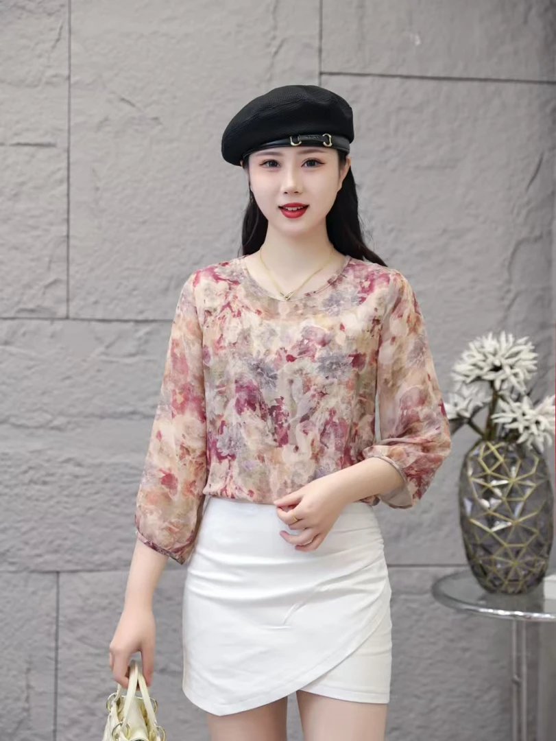 8890水墨牡丹圆领七分袖时尚百搭气质减龄洋气显瘦休闲款小衫