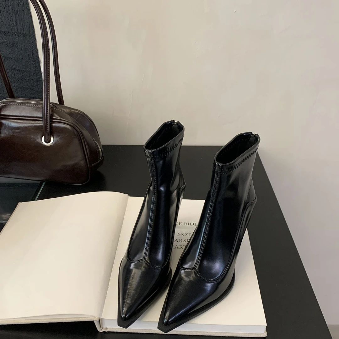 加绒高跟鞋高跟短靴秋冬新款欧美范尖头高跟鞋尖头细跟女流光