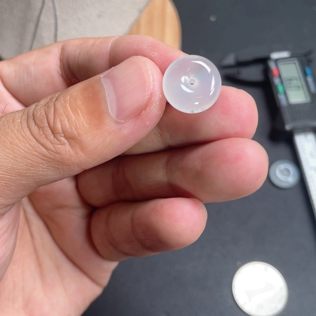 翡翠未镶嵌颈饰14.2+6.1