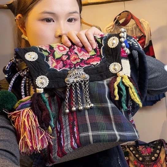 织绣手工制作包包