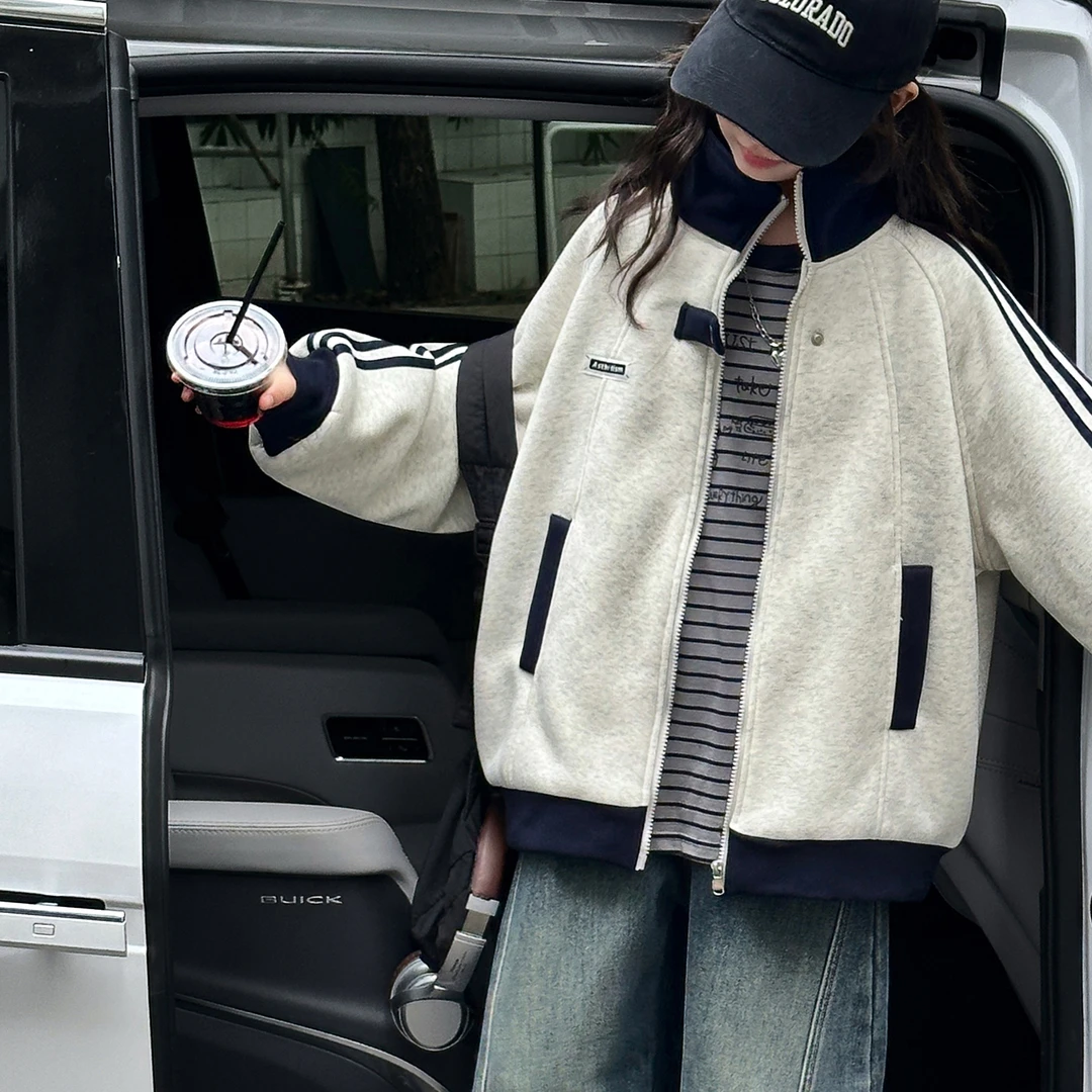 女童外套秋冬2025新款洋气爆款棒球服冬季加厚学生立领上衣中大童