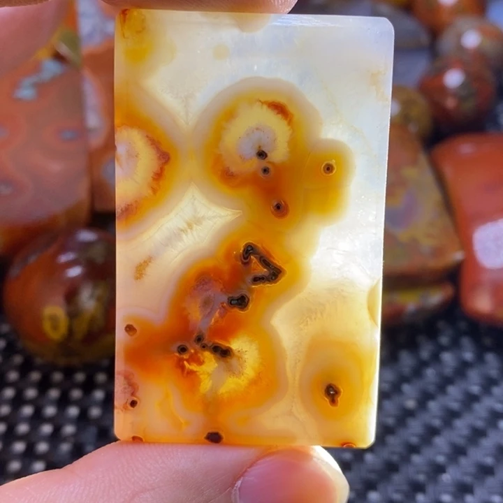 玛瑙/玉髓颈饰未镶嵌