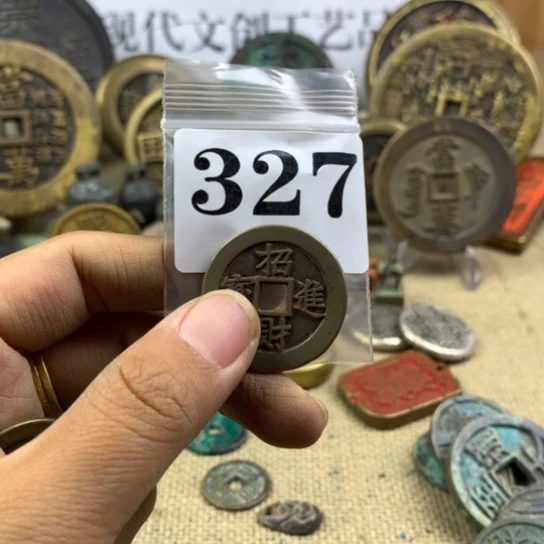 参***下铜现代文创工艺品