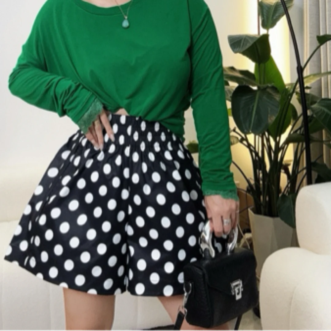 清仓！保证质量。花色松紧腰显瘦A字版宽松短裤