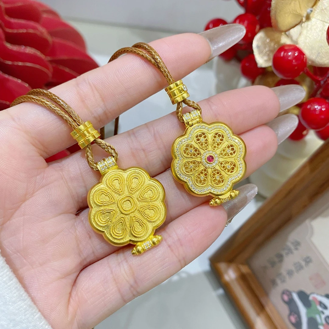 黄金点钻足金八福噶乌盒国风吊坠