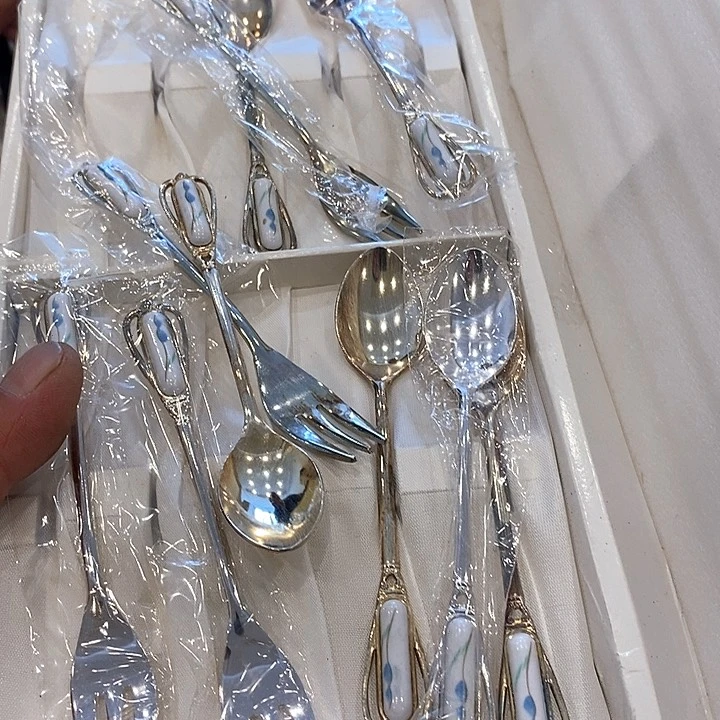 平**子瓷器瓷器瓷器瓷器