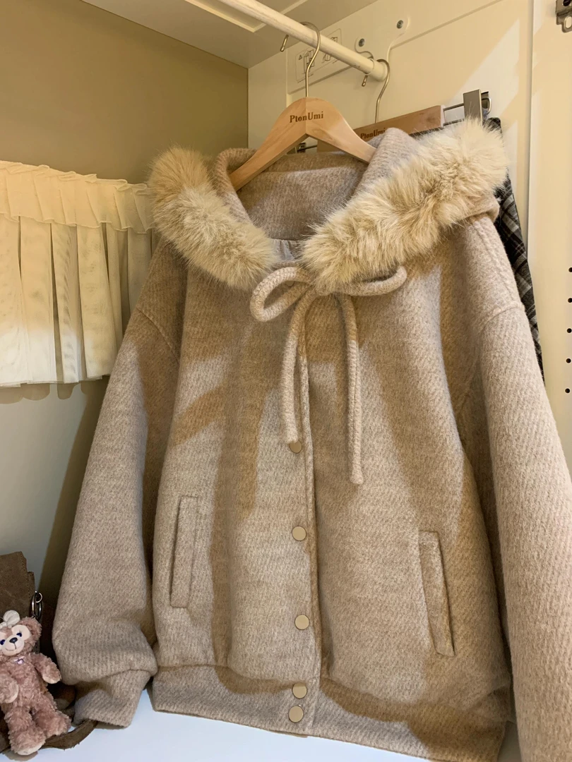 2025年秋冬季新款韩穿搭套装女减龄学院风连帽毛领外套长袖上衣潮