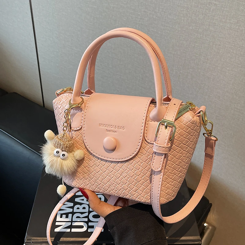 夏季超火小众撞色包包女式2025新款时尚百搭斜挎包流行爆款手提包