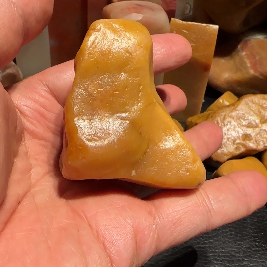 乘***8老挝石田黄原石，．．．．．