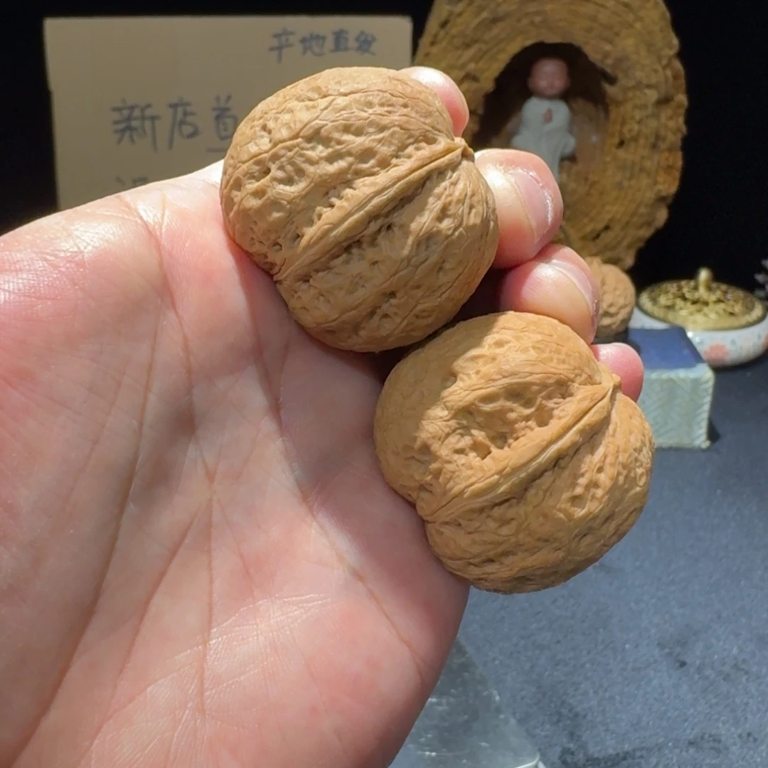 文玩核桃把件云南铁核桃29