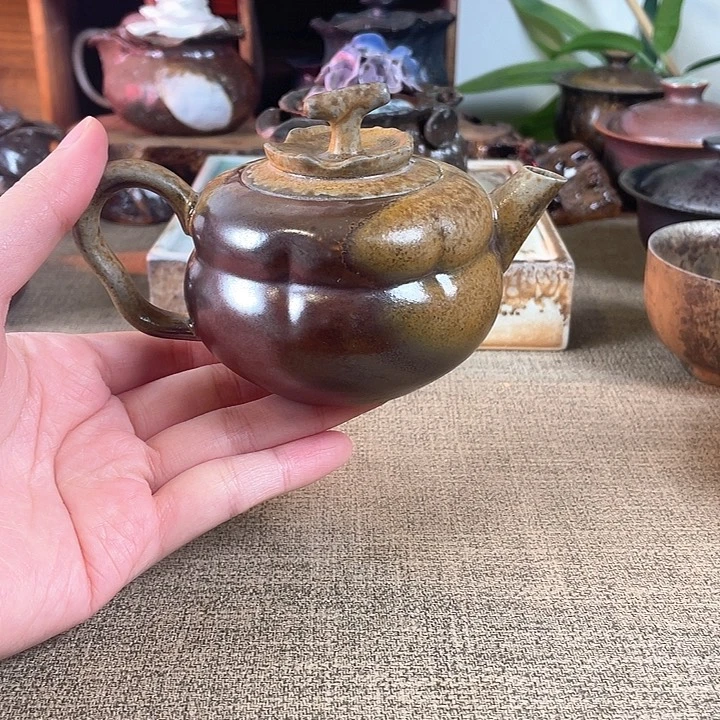 瓷片柴烧。柿子壶。 85号