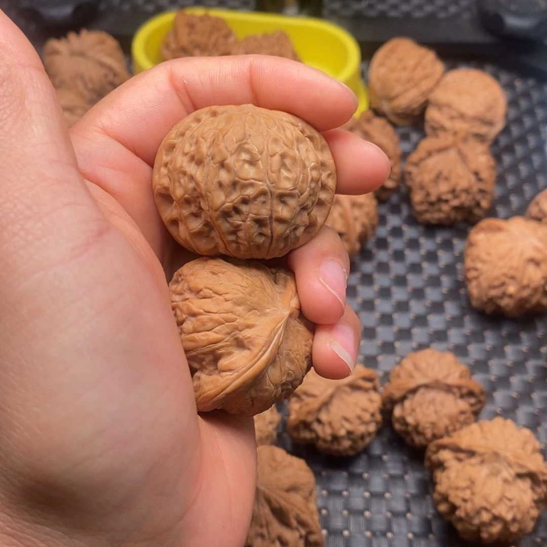 吊坠桃核白****】文玩核桃