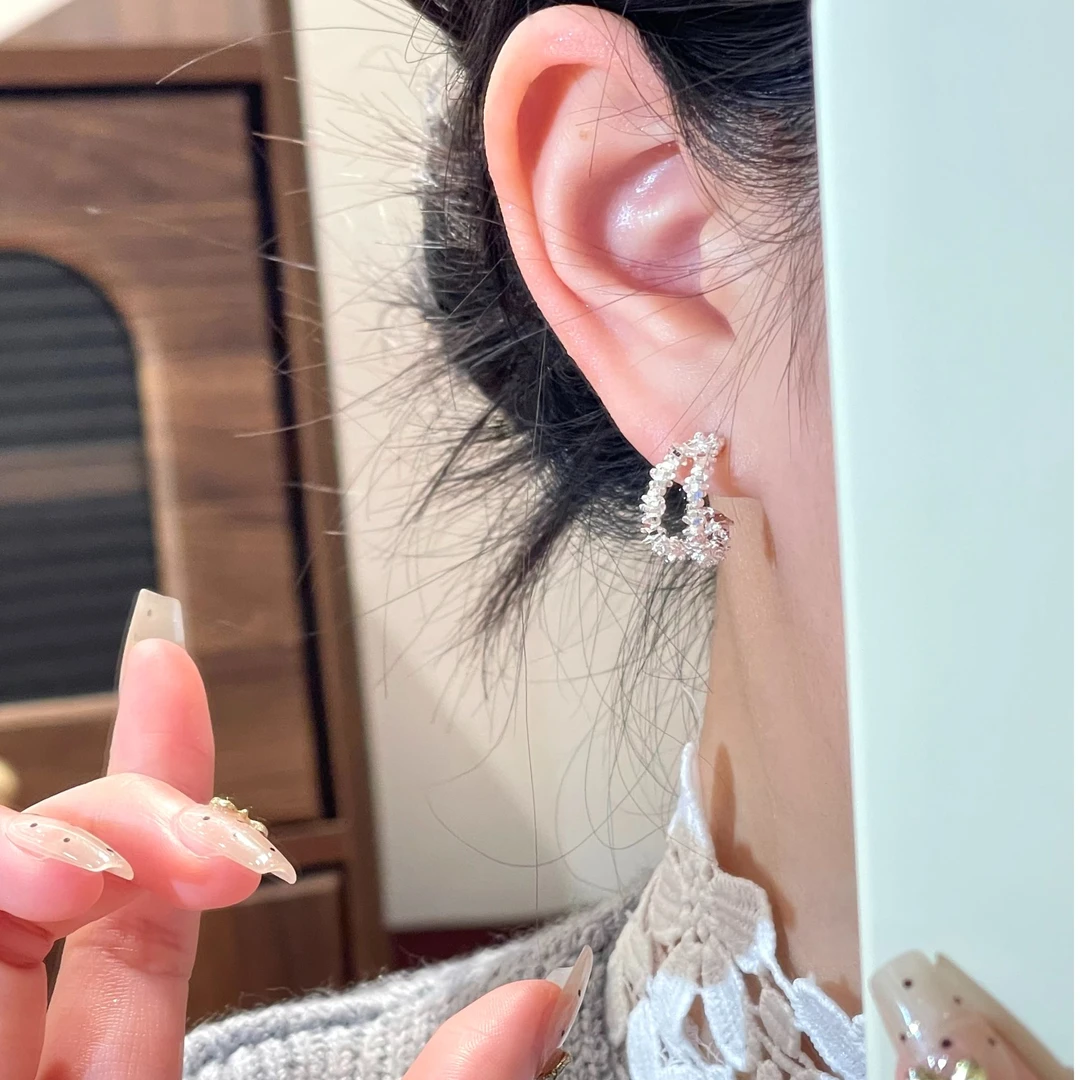 碎银子简约气质轻奢耳钉小众设计百搭素款耳饰R2455